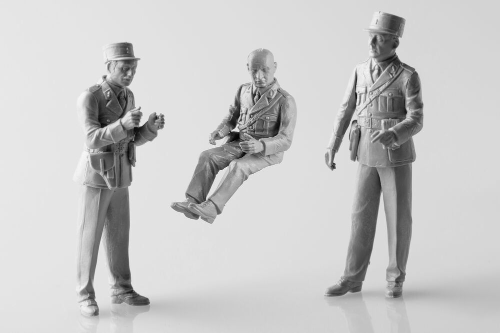 French Gendarmerie Officers 1/24 – Heller